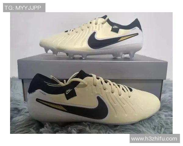 足球明星推荐的tf足球鞋选择指南助你提升球技与表现 足球明星推荐的tf足球鞋选择指南助你提升球技与表现