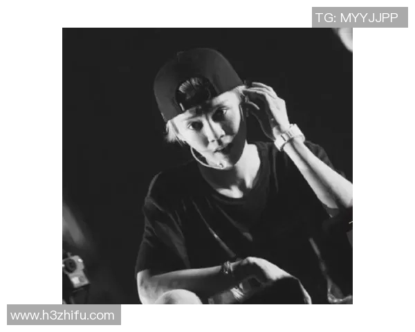 鹿晗化身足球明星的魅力头像展现运动与偶像的完美结合