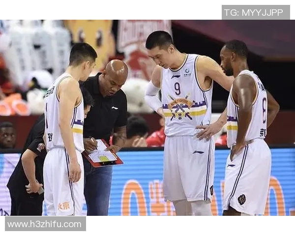 足球焦点：北京足球队的团队协作探讨